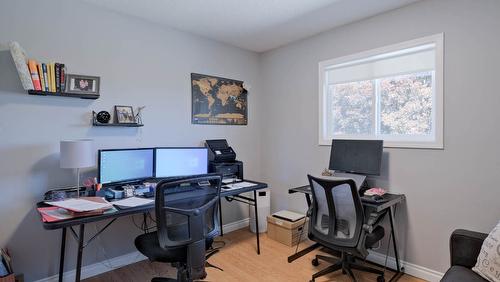 2816 Lower Glenrosa Road, West Kelowna, BC - Indoor Photo Showing Office