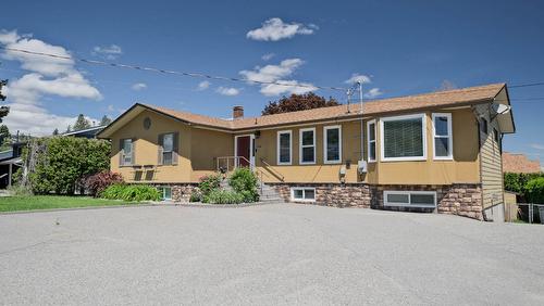 2816 Lower Glenrosa Road, West Kelowna, BC - Outdoor