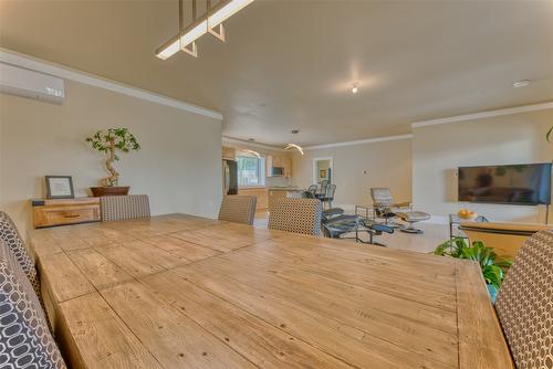 514 Mountain Drive, Vernon, BC - Indoor Photo Showing Other Room