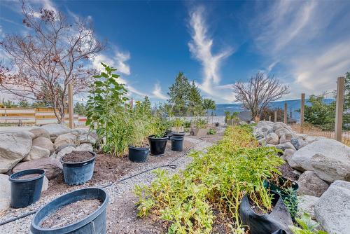 514 Mountain Drive, Vernon, BC - Outdoor With View