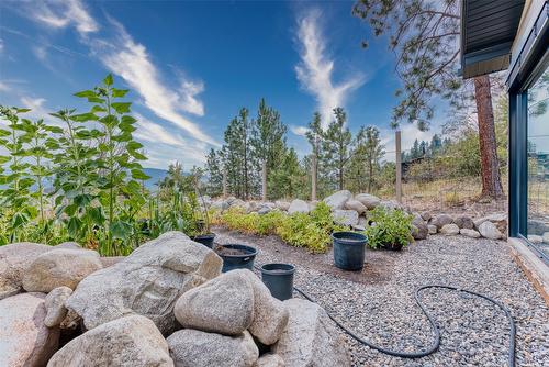 514 Mountain Drive, Vernon, BC - Outdoor