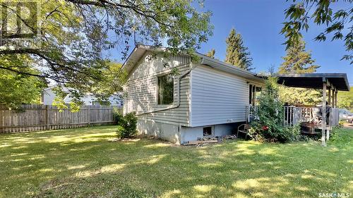 105 7Th Street W, Meadow Lake, SK - Outdoor