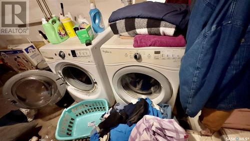 105 7Th Street W, Meadow Lake, SK - Indoor Photo Showing Laundry Room