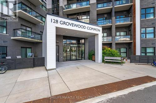 625 - 128 Grovewood Common, Oakville, ON - Outdoor With Balcony With Facade