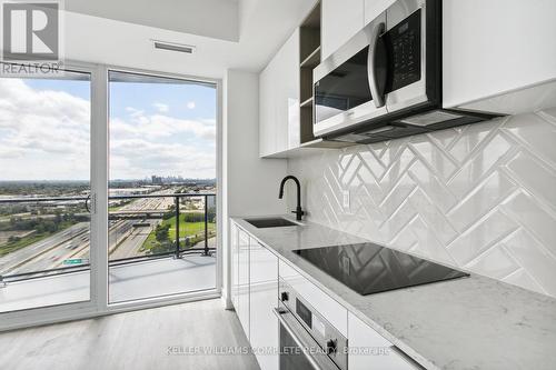 1509 - 36 Zorra Street S, Toronto (Etobicoke West Mall), ON - Indoor Photo Showing Kitchen With Upgraded Kitchen