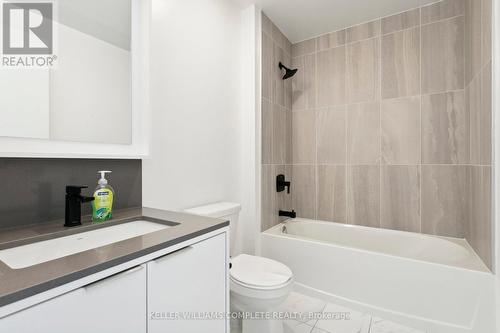 1509 - 36 Zorra Street S, Toronto (Etobicoke West Mall), ON - Indoor Photo Showing Bathroom