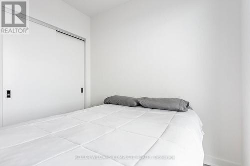 1509 - 36 Zorra Street S, Toronto (Etobicoke West Mall), ON - Indoor Photo Showing Bedroom