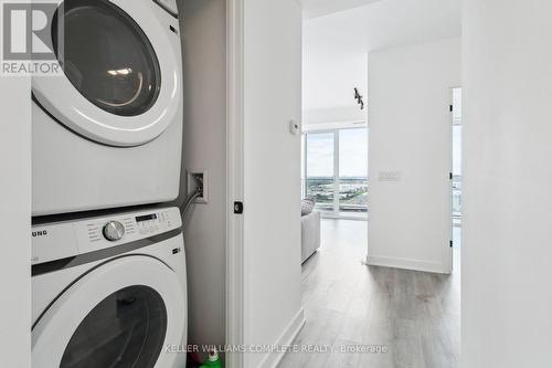 1509 - 36 Zorra Street S, Toronto (Etobicoke West Mall), ON - Indoor Photo Showing Laundry Room