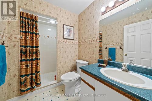 12 Ports Drive, Kawartha Lakes (Bobcaygeon), ON - Indoor Photo Showing Bathroom