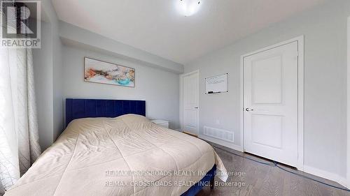 10610 Bathurst Street, Vaughan, ON - Indoor Photo Showing Bedroom