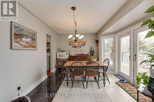 7398 County 91 Road, Clearview (Stayner), ON - Indoor Photo Showing Dining Room