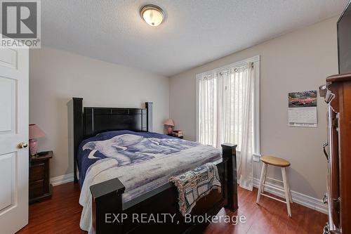 7398 County 91 Road, Clearview (Stayner), ON - Indoor Photo Showing Bedroom