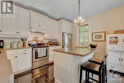 24-26 Second Avenue, Ottawa, ON - Indoor Photo Showing Kitchen