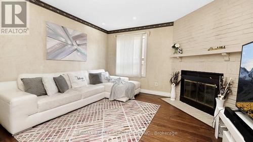 11 Cavalier Court, Brampton (Madoc), ON - Indoor Photo Showing Living Room With Fireplace