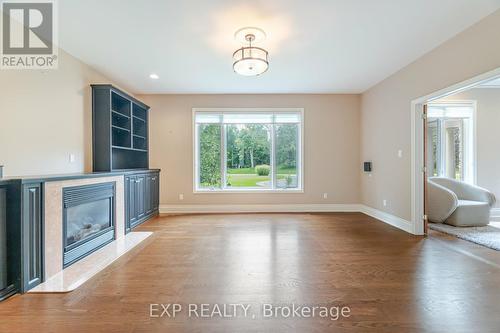 15 Turtle Lake Drive, Halton Hills, ON - Indoor With Fireplace