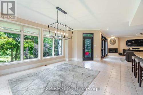 15 Turtle Lake Drive, Halton Hills, ON - Indoor Photo Showing Other Room