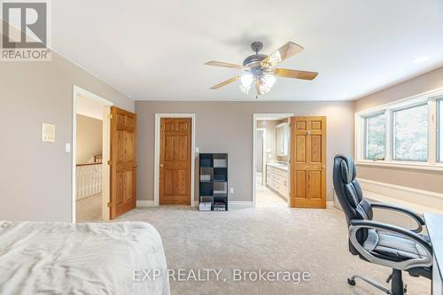 15 Turtle Lake Drive, Halton Hills, ON - Indoor Photo Showing Bedroom