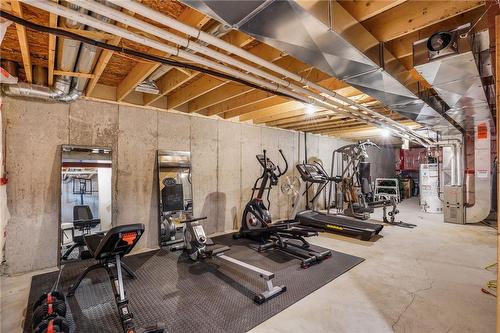 6 1/2 Kopperfield Lane, Hamilton, ON - Indoor Photo Showing Gym Room