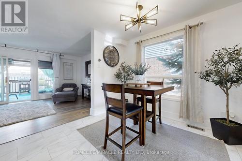 658 Mortimer Drive, Cambridge, ON - Indoor Photo Showing Dining Room