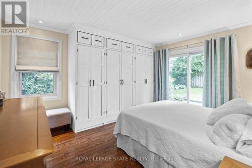 38 Parker Avenue, Hamilton (Ancaster), ON - Indoor Photo Showing Bedroom