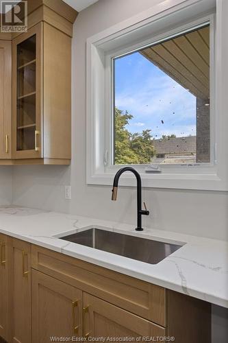 113 Bear Street, Essex, ON - Indoor Photo Showing Kitchen