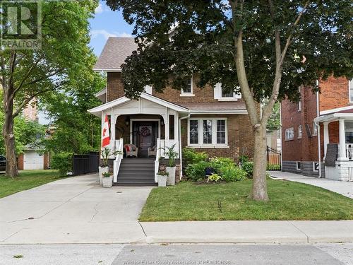 878 Victoria Avenue, Windsor, ON - Outdoor With Facade