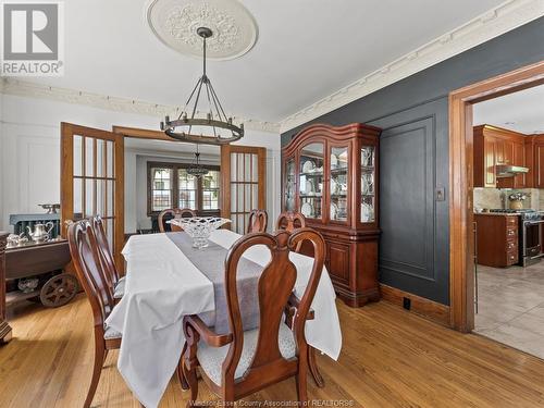 878 Victoria Avenue, Windsor, ON - Indoor Photo Showing Dining Room