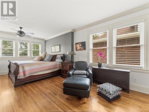 878 Victoria Avenue, Windsor, ON - Indoor Photo Showing Bedroom