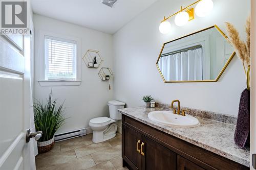 6 Decatur Place, Paradise, NL - Indoor Photo Showing Bathroom