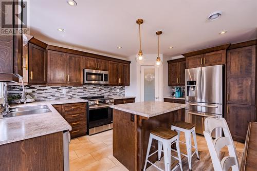 6 Decatur Place, Paradise, NL - Indoor Photo Showing Kitchen With Stainless Steel Kitchen With Double Sink With Upgraded Kitchen