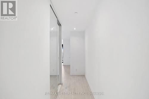 509 - 950 Portage Parkway, Vaughan, ON -  Photo Showing Other Room