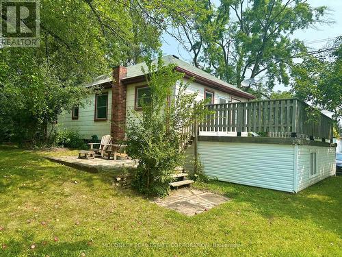 1033 Western Avenue, Peterborough (Otonabee), ON - Outdoor