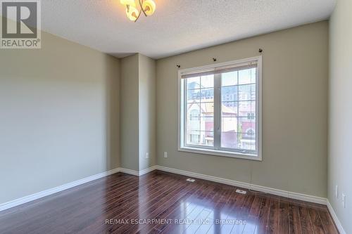 12 - 14 Cox Boulevard, Markham, ON - Indoor Photo Showing Other Room