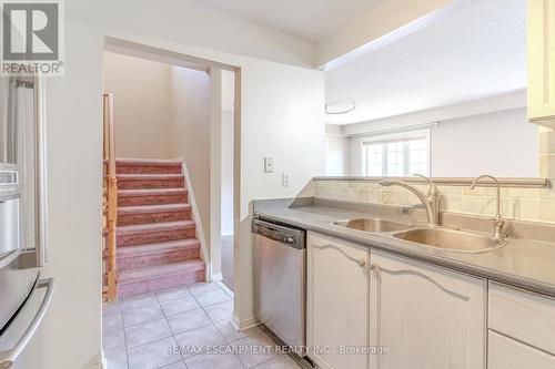 12 - 14 Cox Boulevard, Markham, ON - Indoor Photo Showing Kitchen With Double Sink