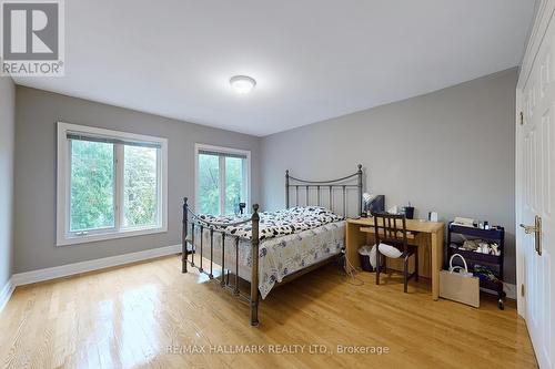 430 Hounslow Avenue, Toronto (Willowdale West), ON - Indoor Photo Showing Bedroom