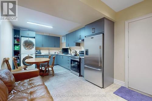 430 Hounslow Avenue, Toronto (Willowdale West), ON - Indoor Photo Showing Kitchen