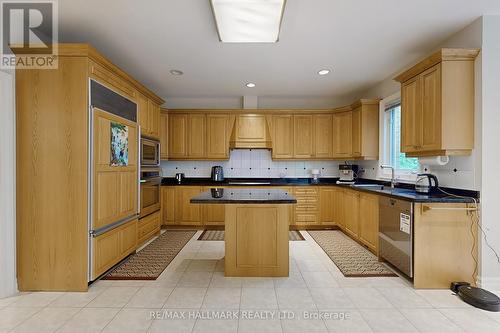 430 Hounslow Avenue, Toronto (Willowdale West), ON - Indoor Photo Showing Kitchen