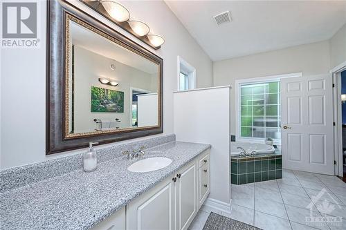 2158 Old Prescott Road, Greely, ON - Indoor Photo Showing Bathroom