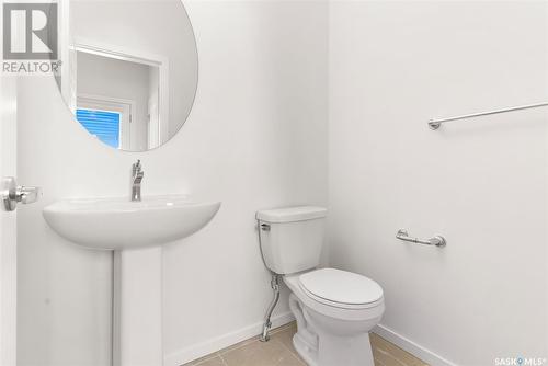 7668 Mapleford Boulevard, Regina, SK - Indoor Photo Showing Bathroom