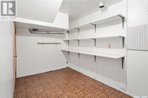 22 Dragan Crescent, Saskatoon, SK - Indoor With Storage