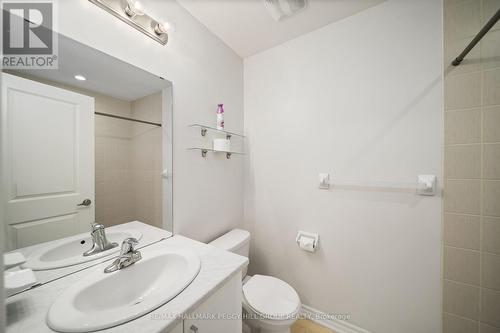 13 Gregory Avenue, Collingwood, ON - Indoor Photo Showing Bathroom