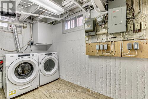 996 Richmond Street, London, ON - Indoor Photo Showing Laundry Room