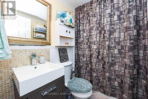 5 Lilly Crescent, Brampton (Brampton South), ON - Indoor Photo Showing Bathroom