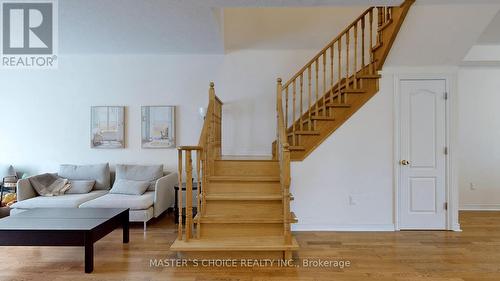 26 - 230 Paisley Boulevard W, Mississauga (Cooksville), ON - Indoor Photo Showing Living Room