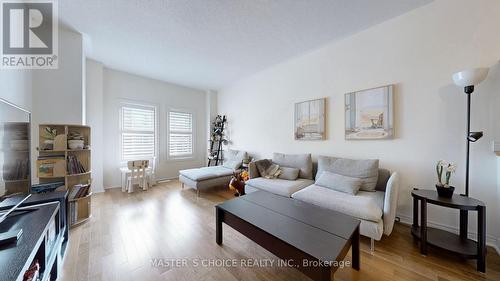 26 - 230 Paisley Boulevard W, Mississauga (Cooksville), ON - Indoor Photo Showing Living Room