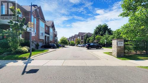 26 - 230 Paisley Boulevard W, Mississauga (Cooksville), ON - Outdoor With Facade