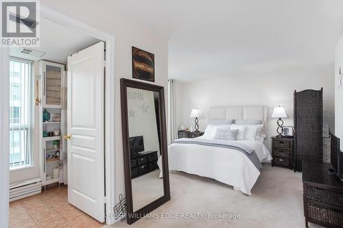 802 - 2585 Erin Centre Boulevard, Mississauga (Central Erin Mills), ON - Indoor Photo Showing Bedroom