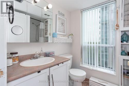 802 - 2585 Erin Centre Boulevard, Mississauga (Central Erin Mills), ON - Indoor Photo Showing Bathroom