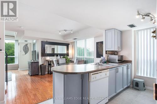 802 - 2585 Erin Centre Boulevard, Mississauga (Central Erin Mills), ON - Indoor Photo Showing Kitchen With Double Sink