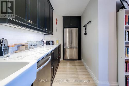 809 - 135 James Street S, Hamilton (Corktown), ON - Indoor Photo Showing Kitchen